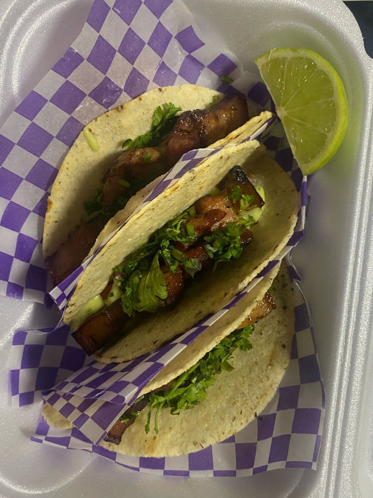 Tacos con Chicharrón