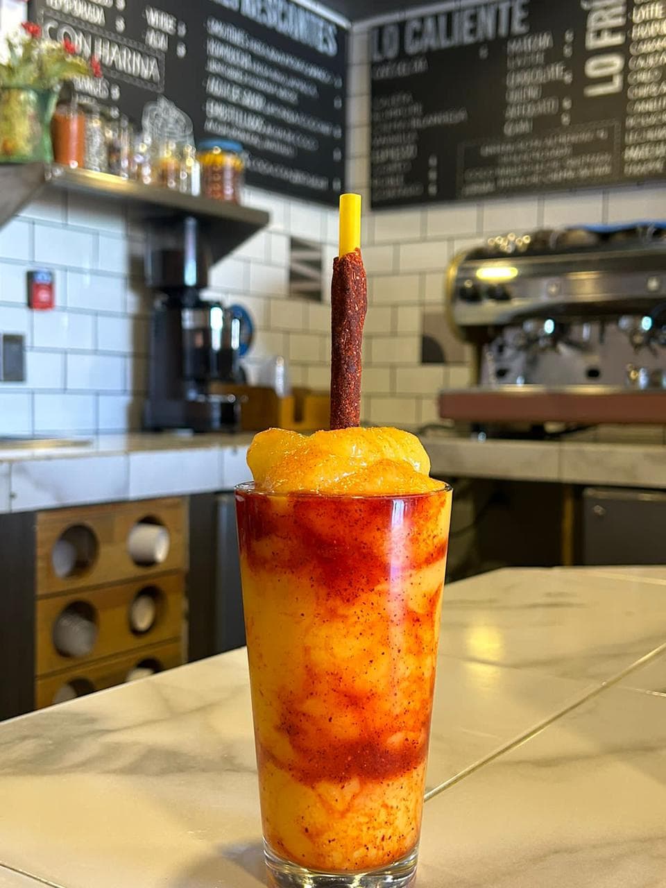 Chamoyada de  mango 16 Oz