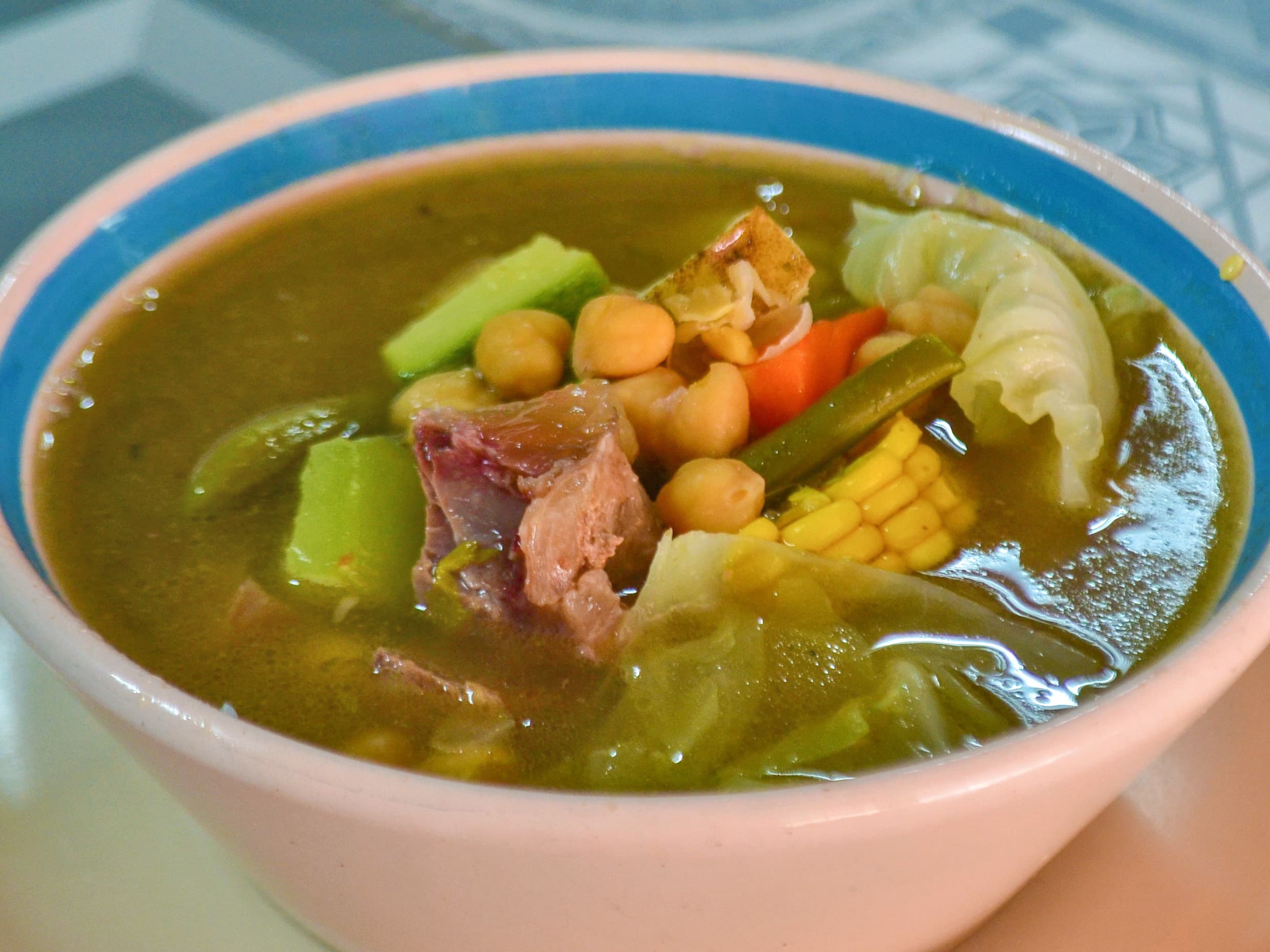 Caldo de Res