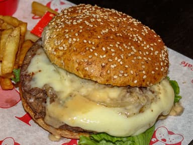 Frenchies Burger