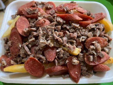 Salchipapa Especial con Carne, Chorizo, Salchicha
