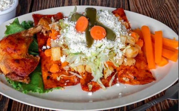 Combo Enchiladas de Deshebrada de Res