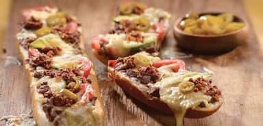 Molletes Salados