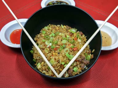 Yakimeshi de res