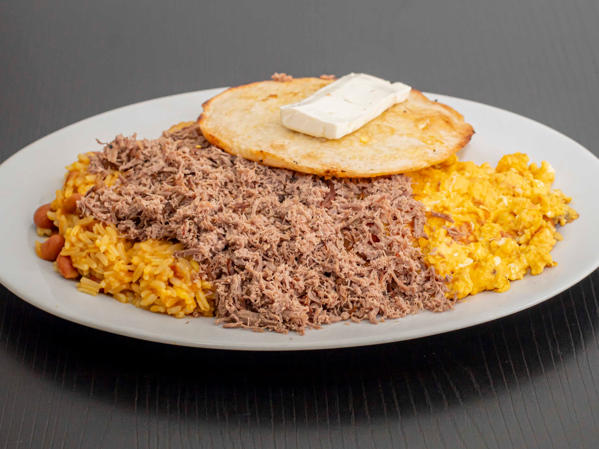 Calentado  con Carne Molida