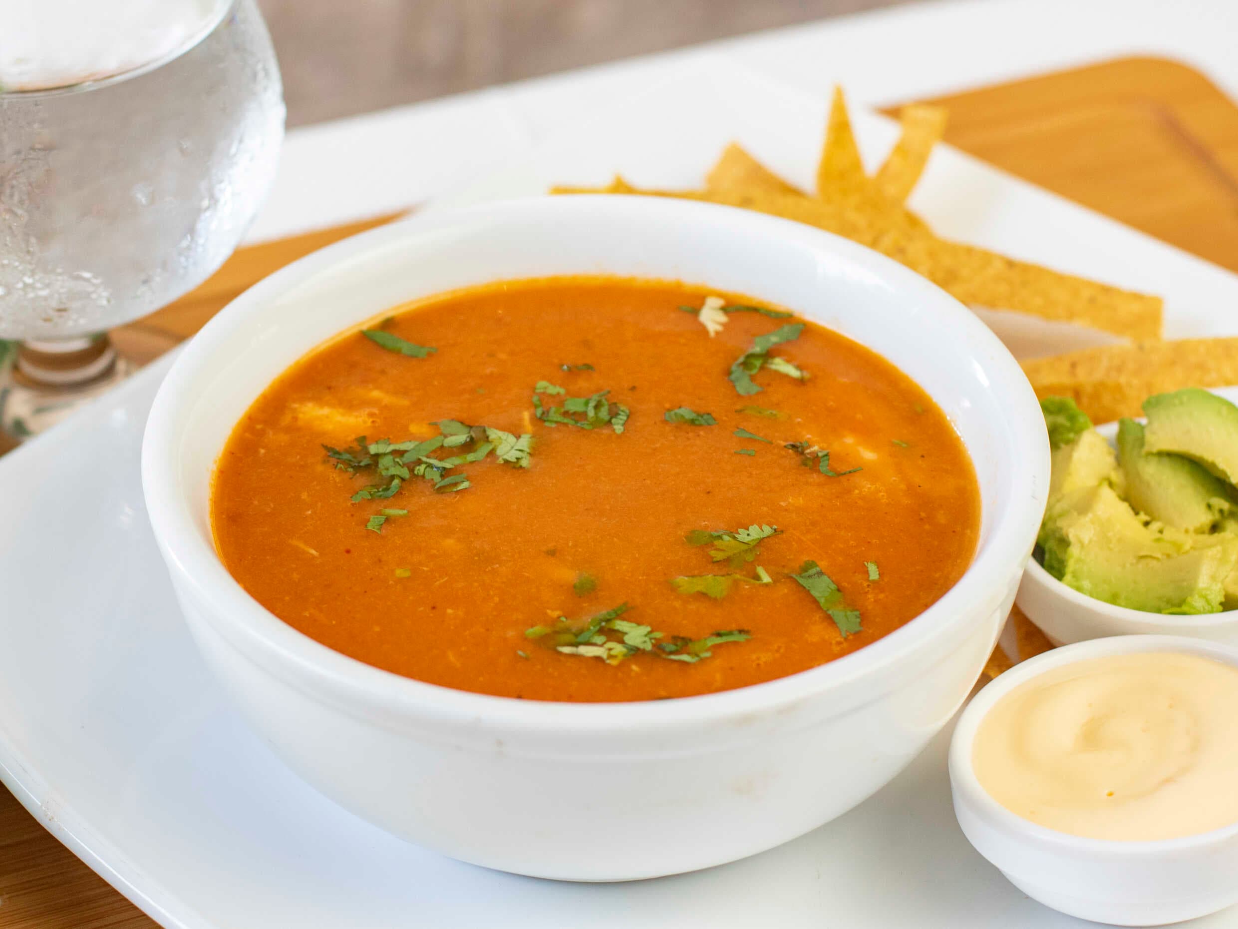Sopa azteca