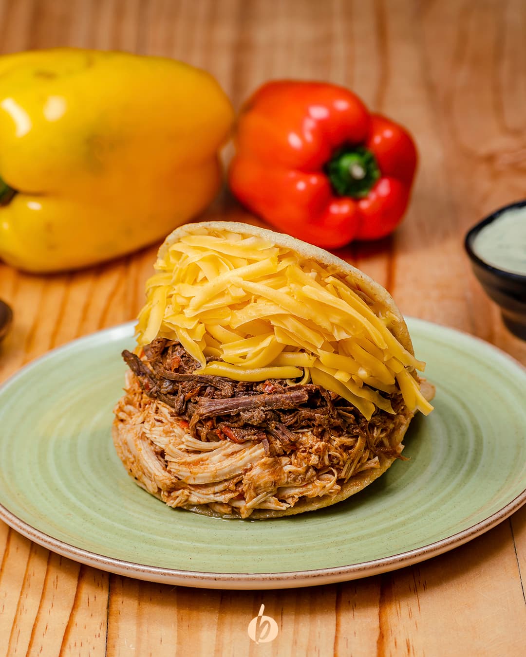 Arepa Mixta Desmechada