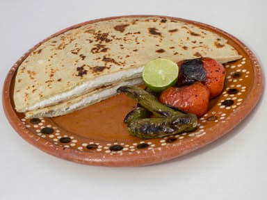 1 de Queso + 1 de Migaja + Refresco