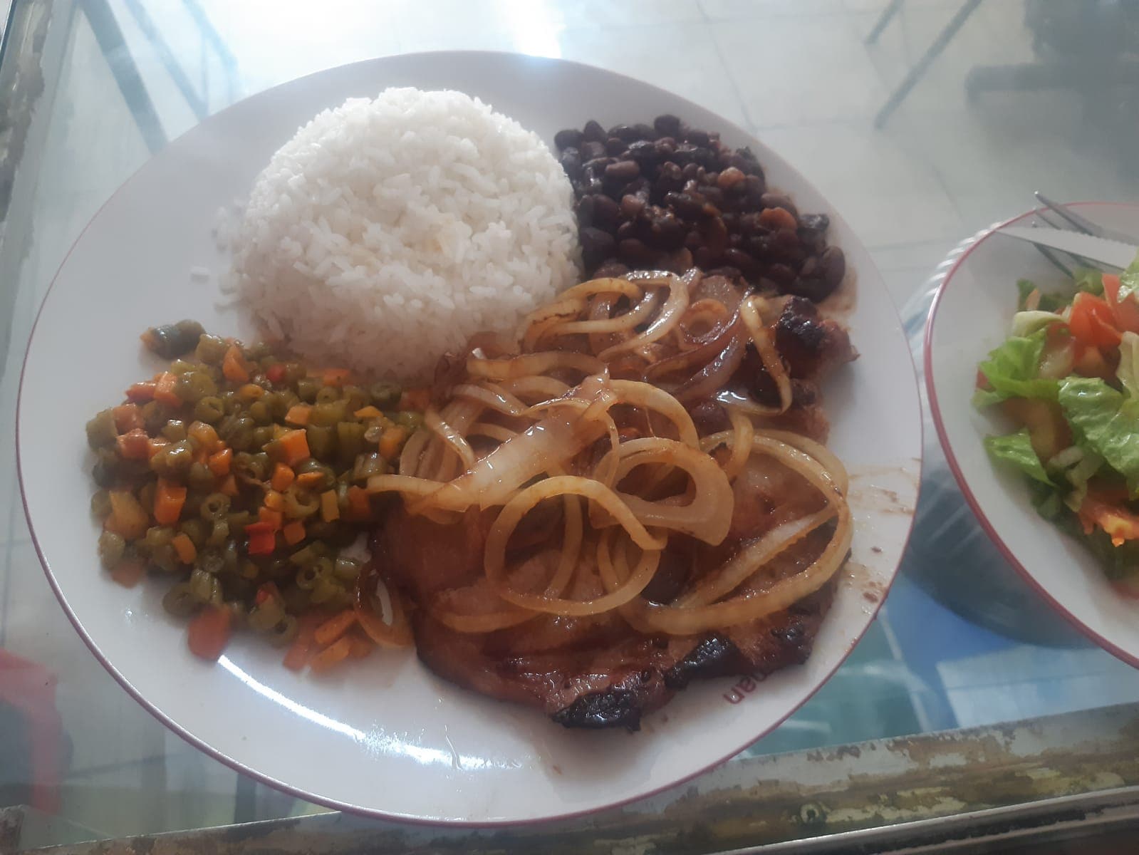 Casado con Chuleta + Refresco