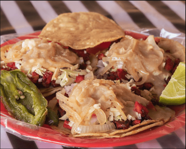 Taco de Maíz de Adobada.