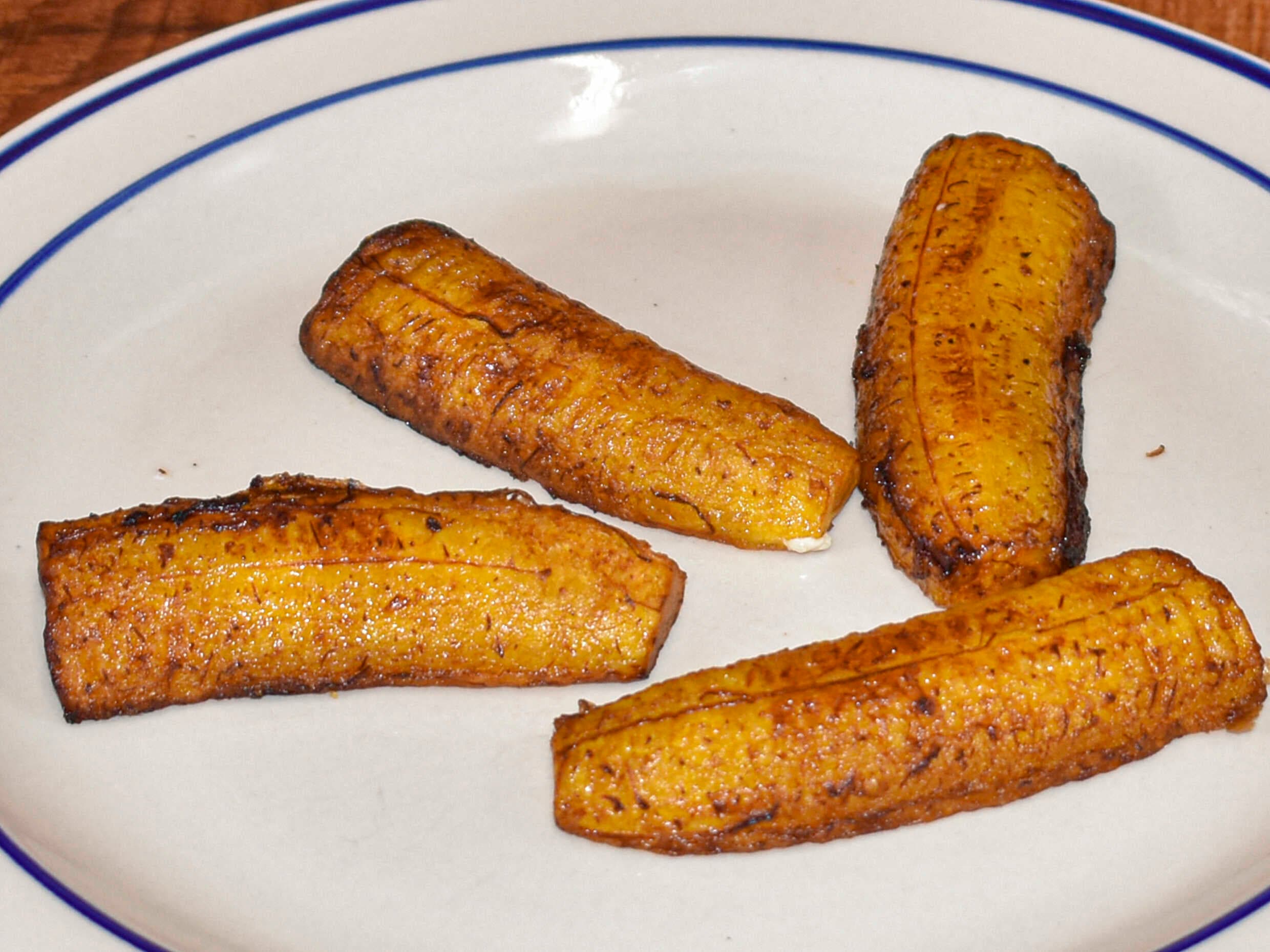 Plátanos Fritos con Crema o Lechera