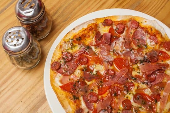 Pizza Especial 5 Carnes