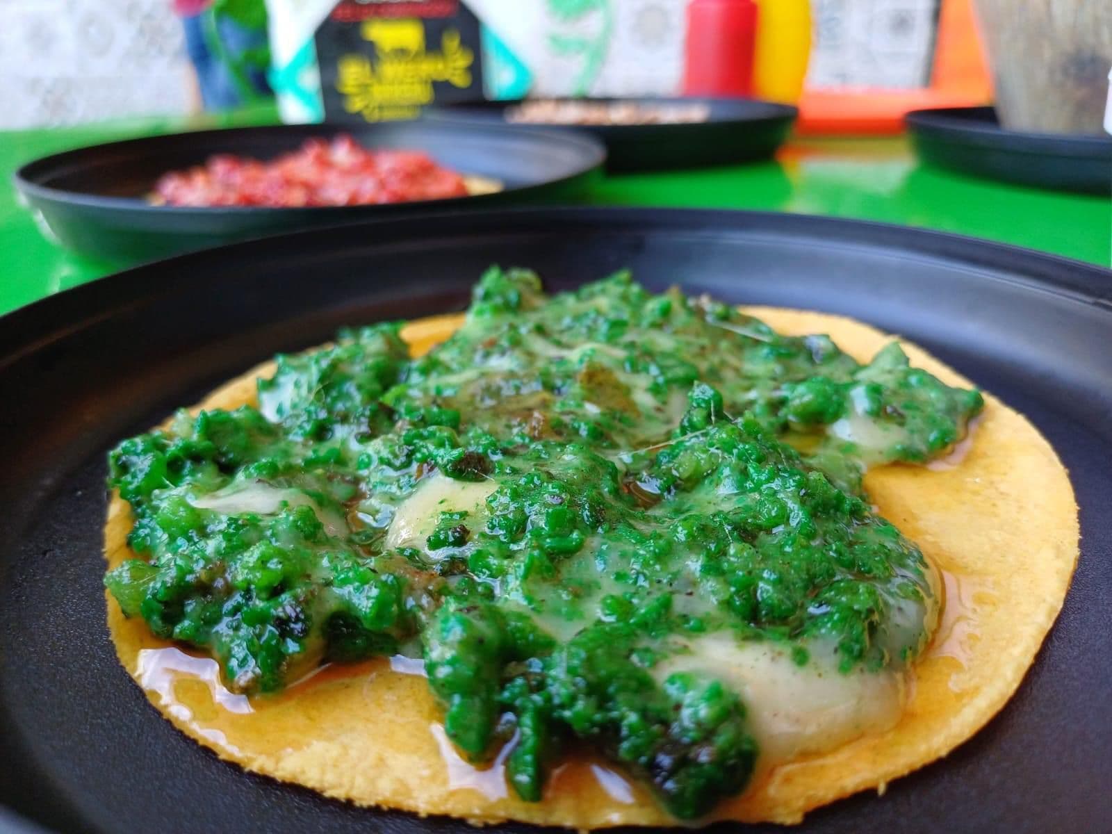 Taco Chorizo con Queso