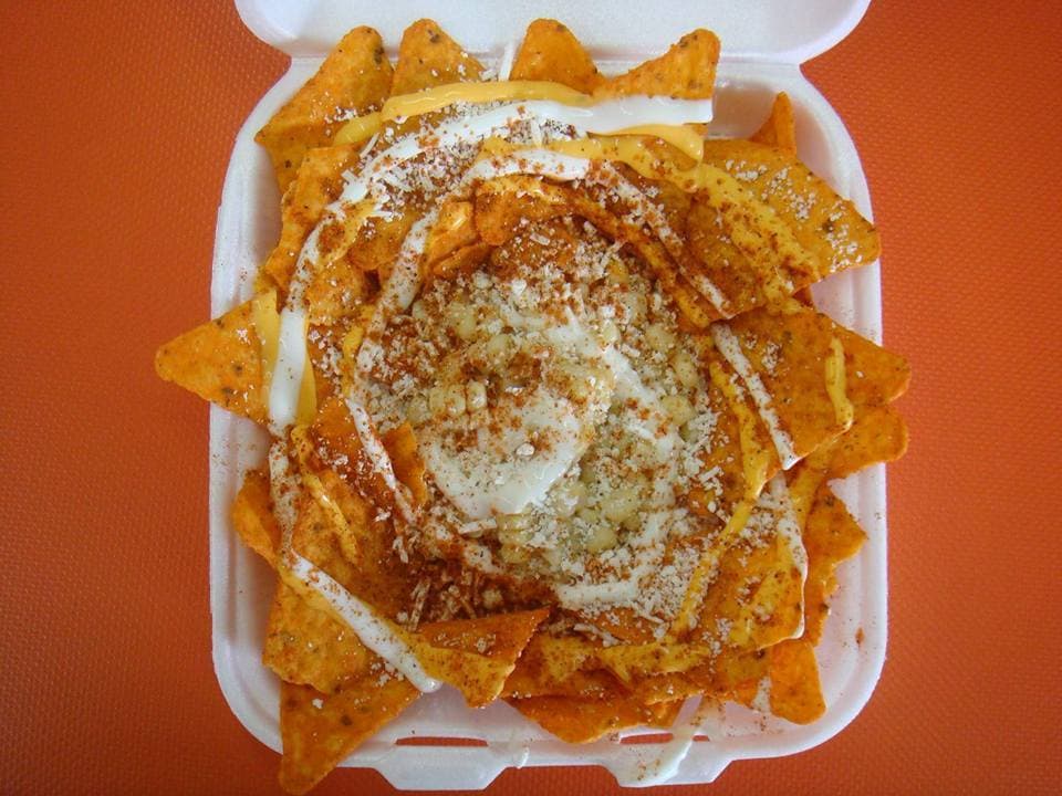 Tostielote (bolsa de tostitos con elote)