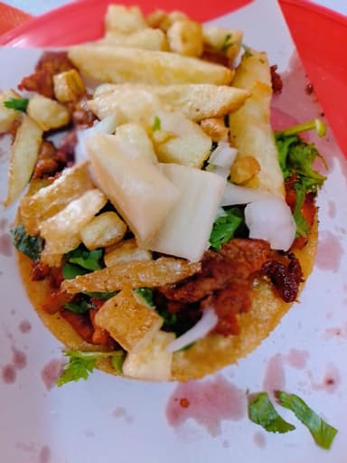 Taco con Papas y Queso
