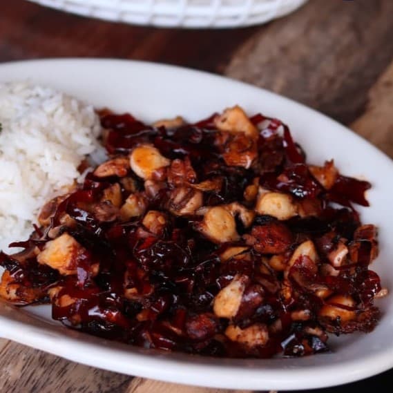 Pulpo al Ajillo
