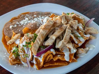 Chilaquiles con Pollo