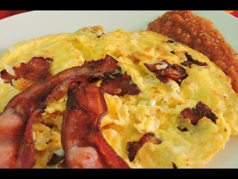 Huevos revueltos con Tocino