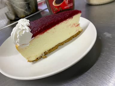 Rebanada Pay de Queso con Frambuesa