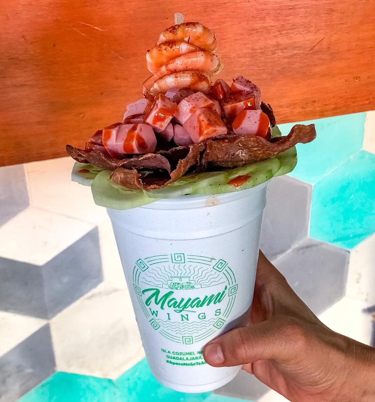 Michelada con Cecina más 2 Botanas