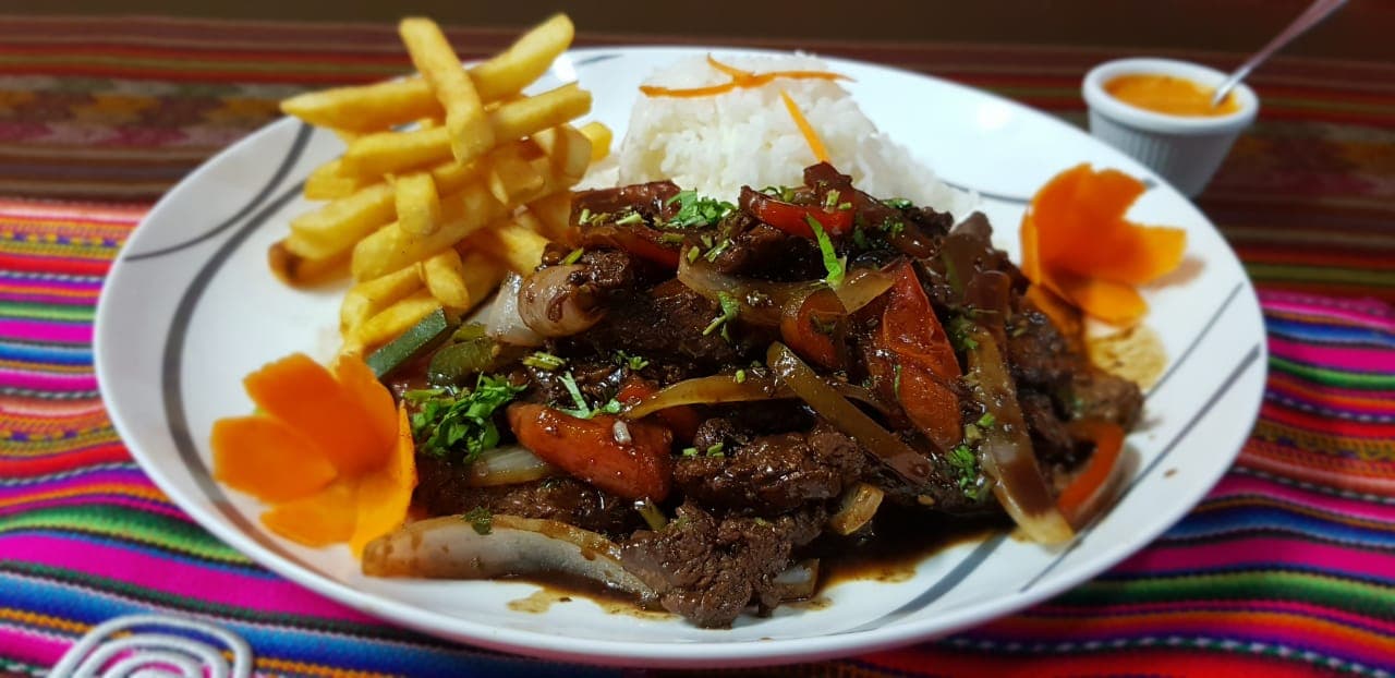 Lomito Saltado