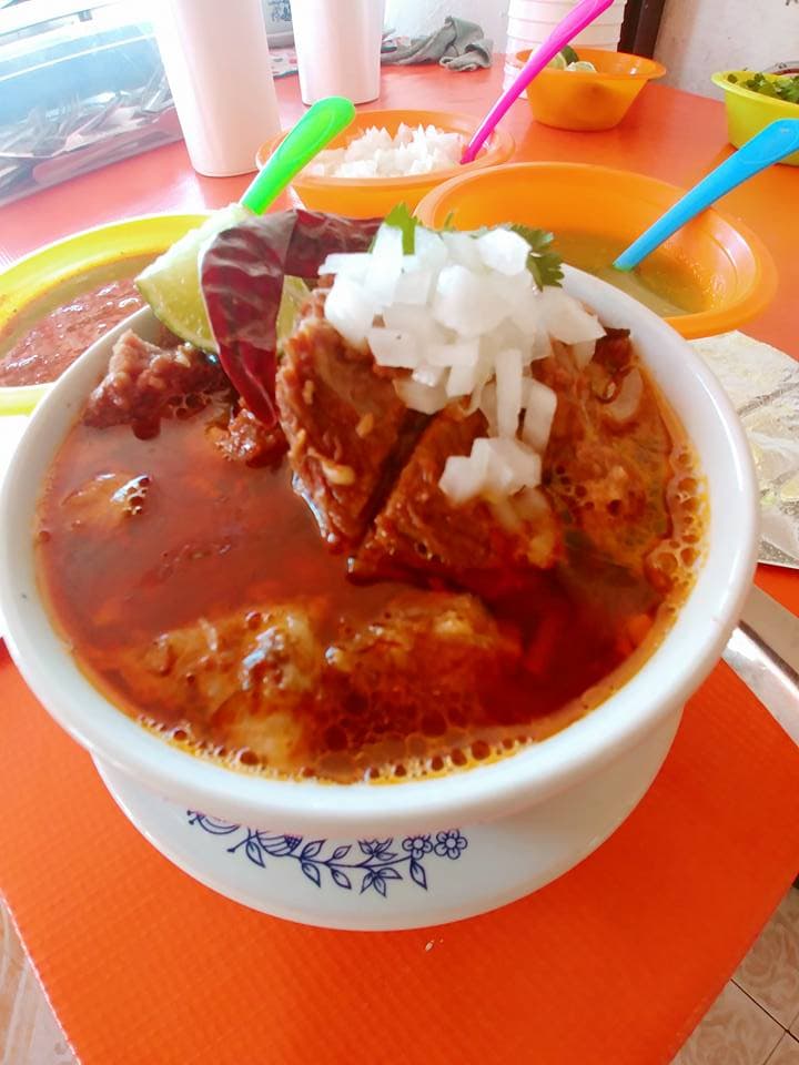 Orden Birria Consomé con Carne