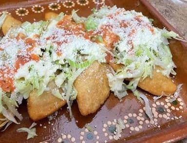 Empanadas de Papa con Pollo