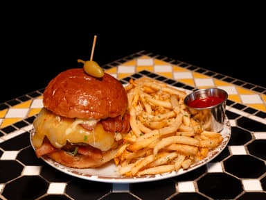 Bacon Cheddar Burger
