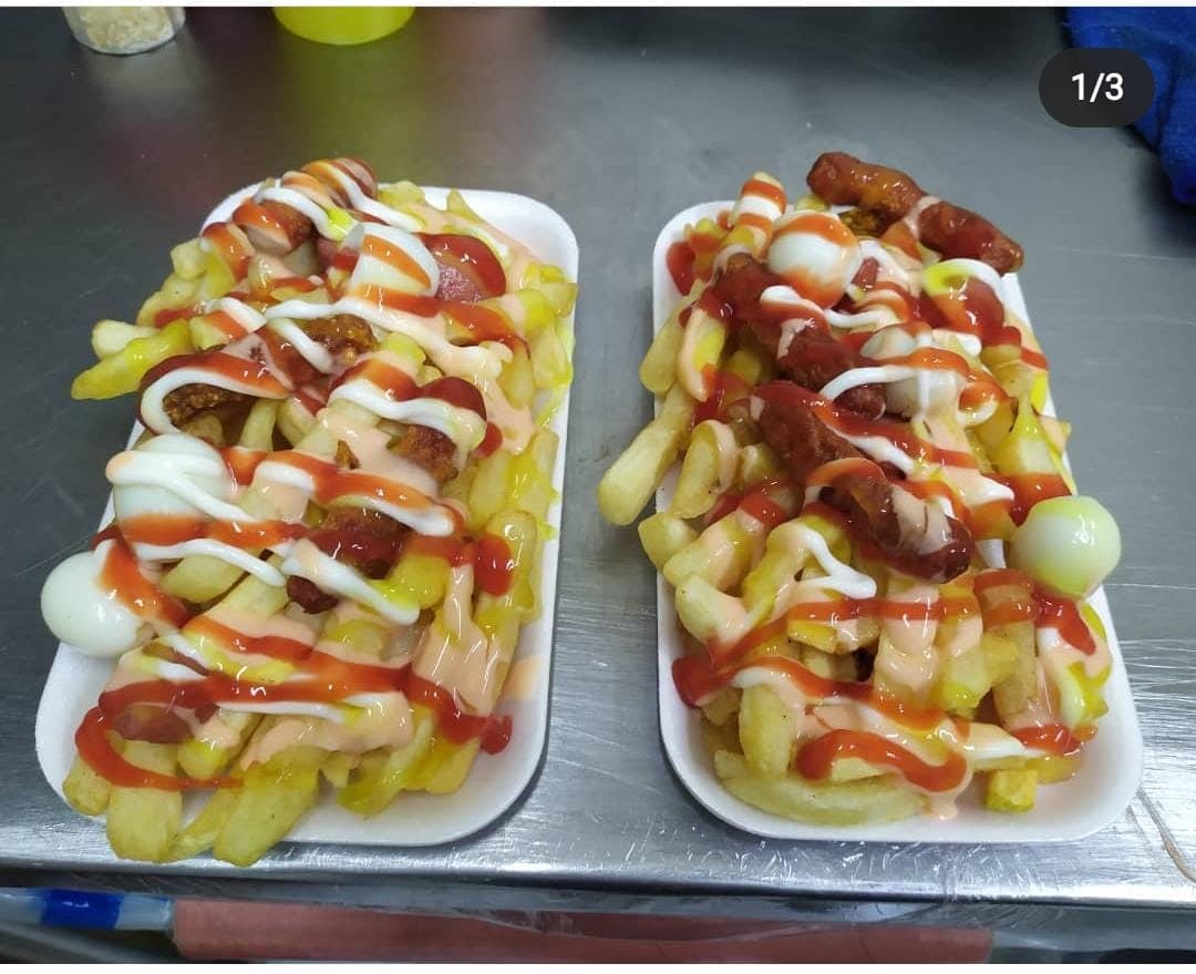 Salchihuevos