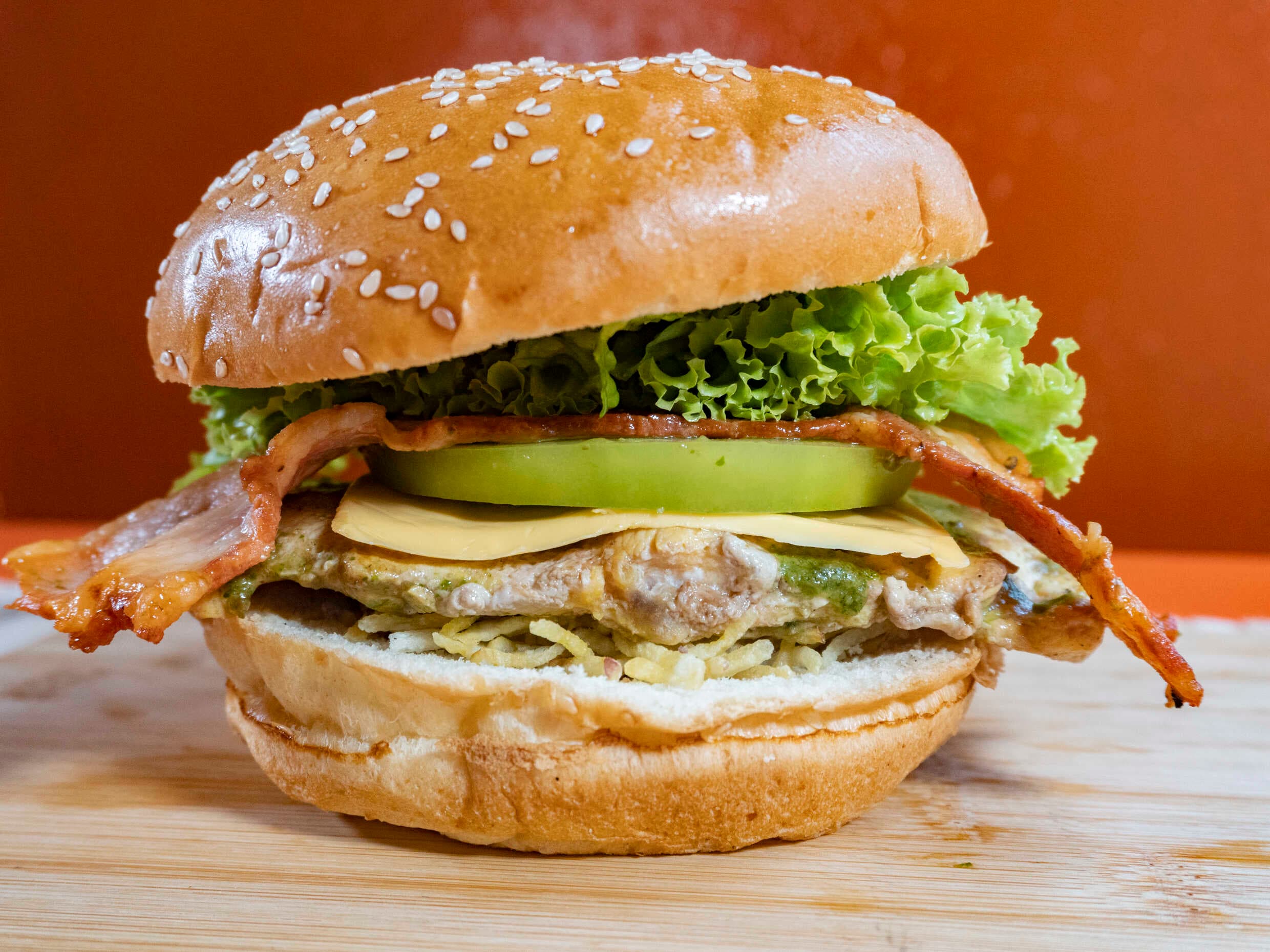 Hamburguesa Especial de Pollo