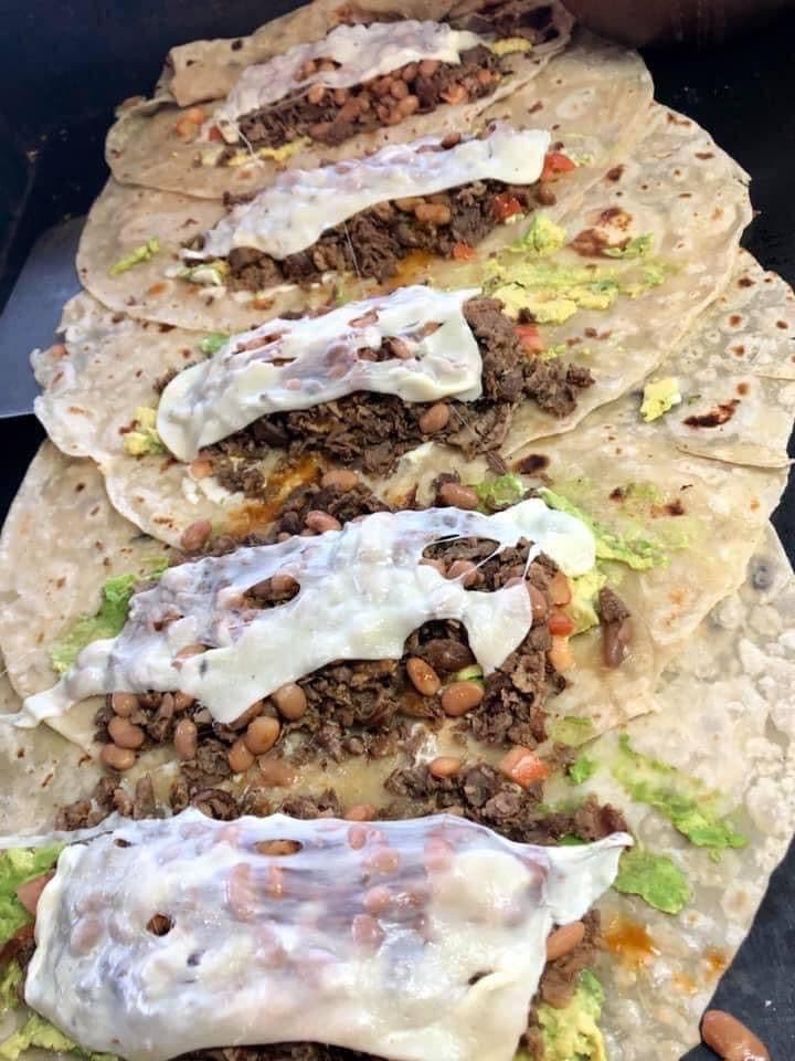 Burro de Asada + Agua de Sabor