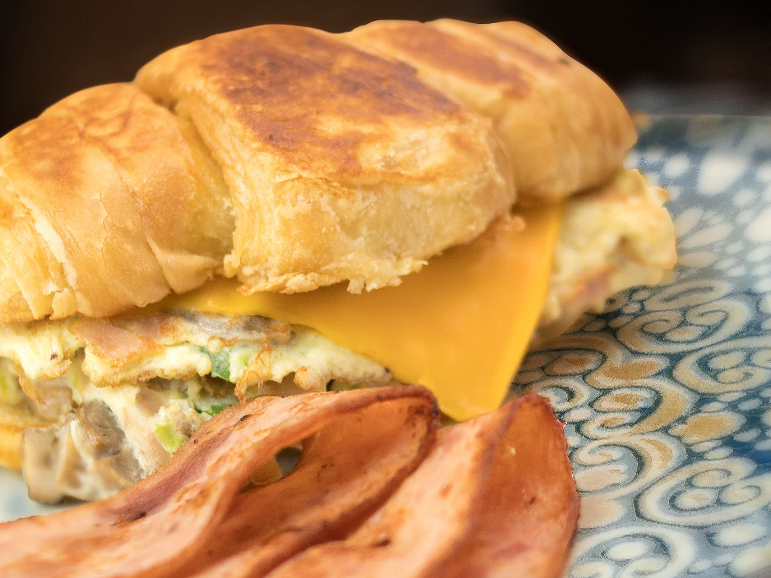 Super Sandwich Omelette Supremo