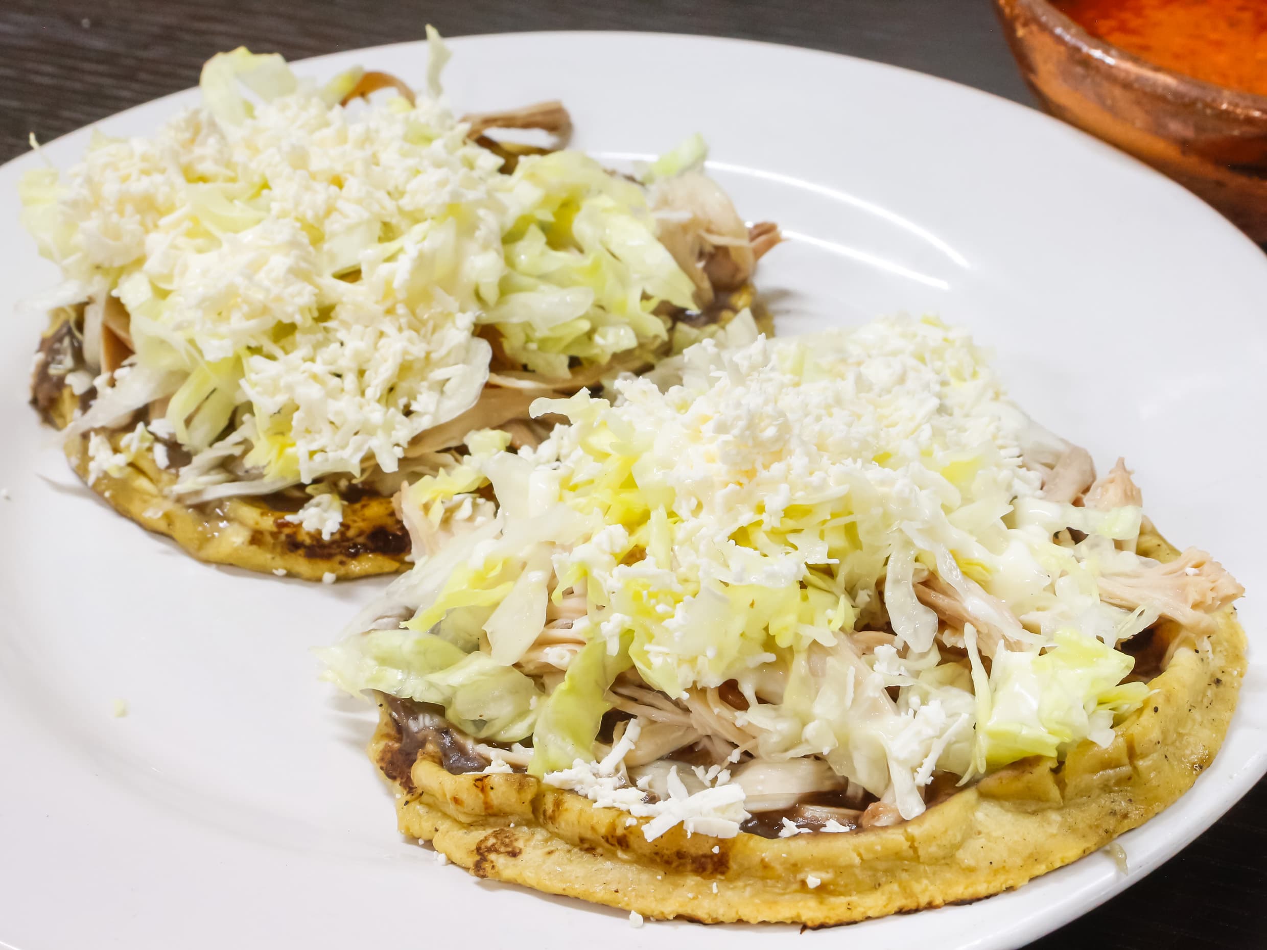 Sopes con Pollo