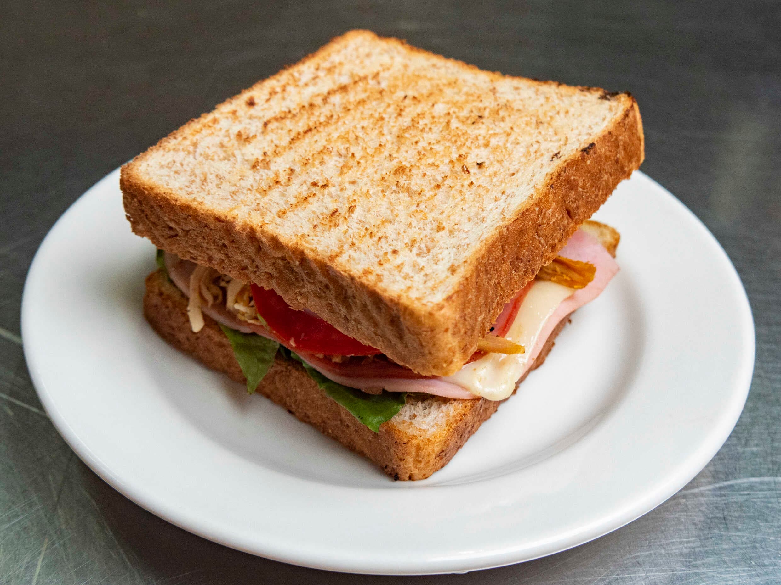 SANDWICH SURTIDO