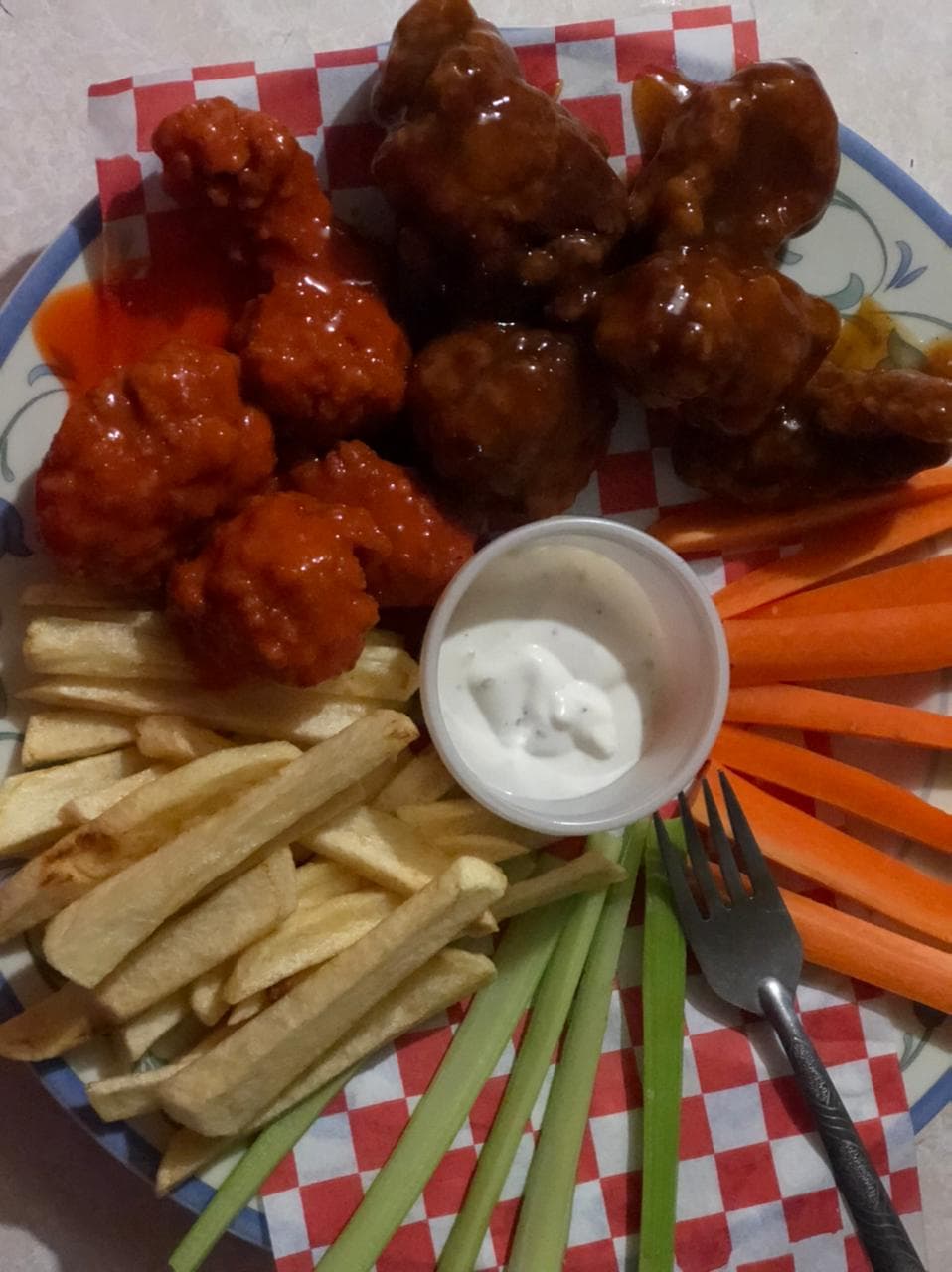 BONELESS MIXTOS
