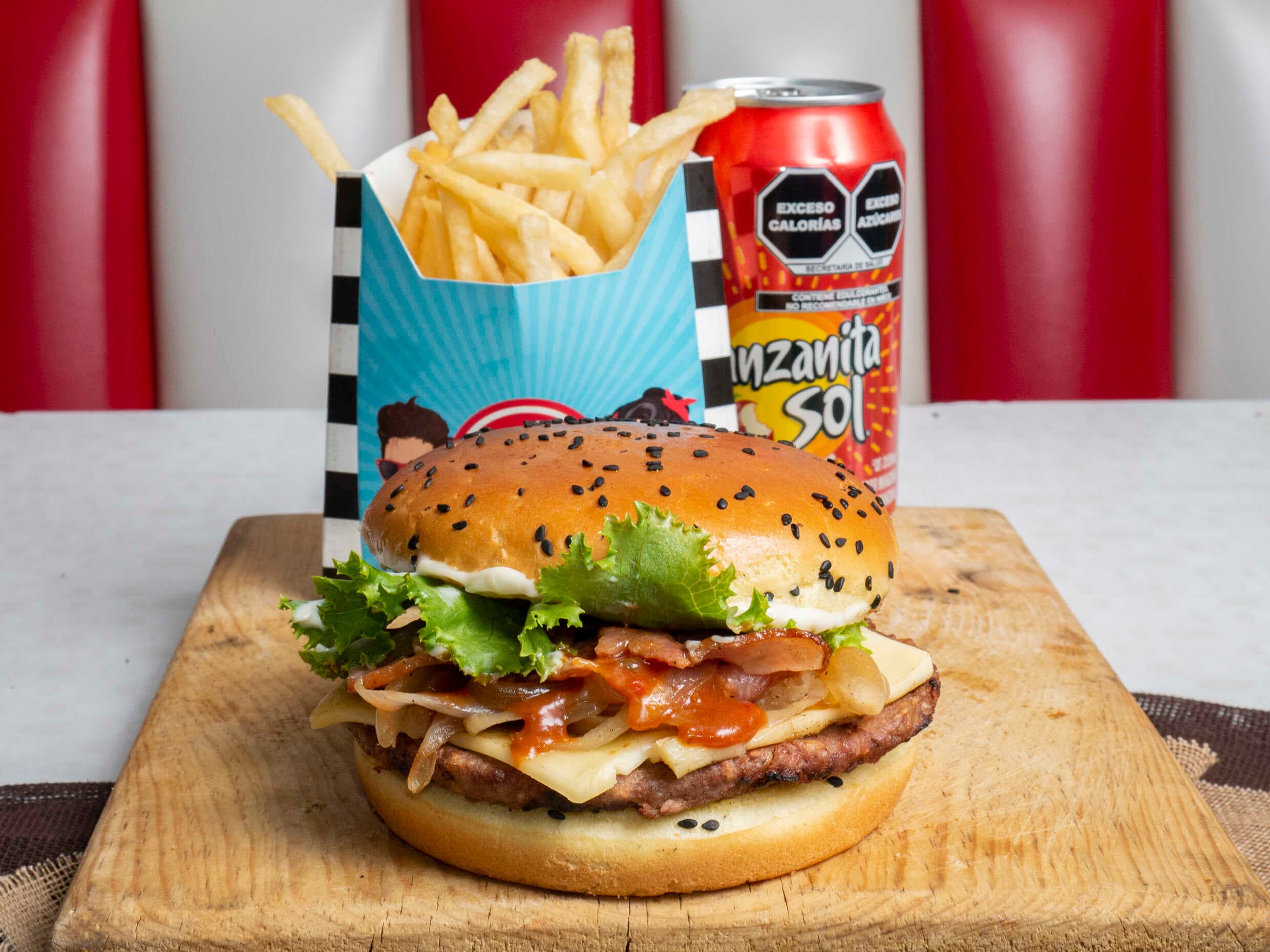 Combo Hamburguesa Chipotle Sencilla