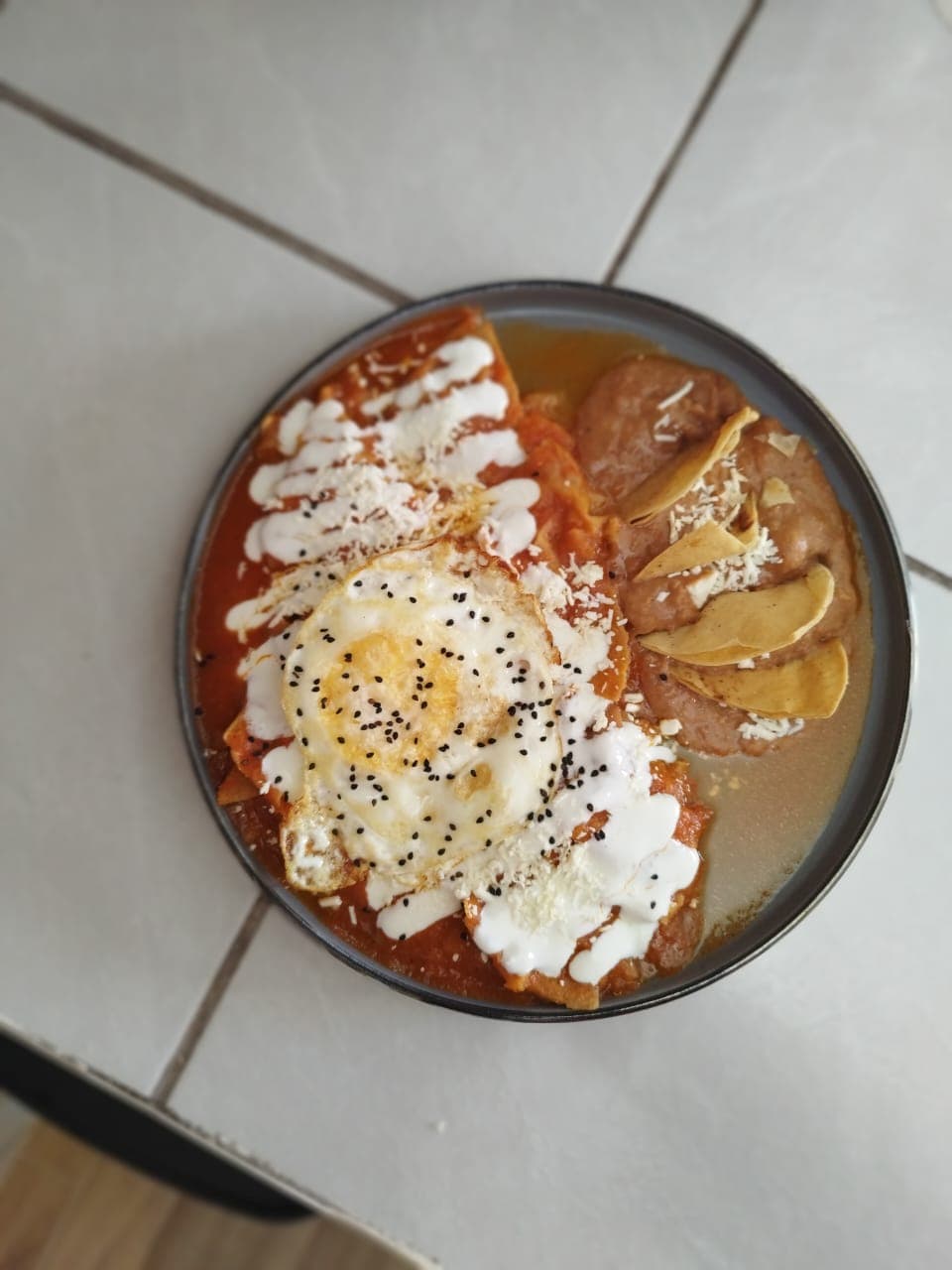 Chilaquiles con Huevo