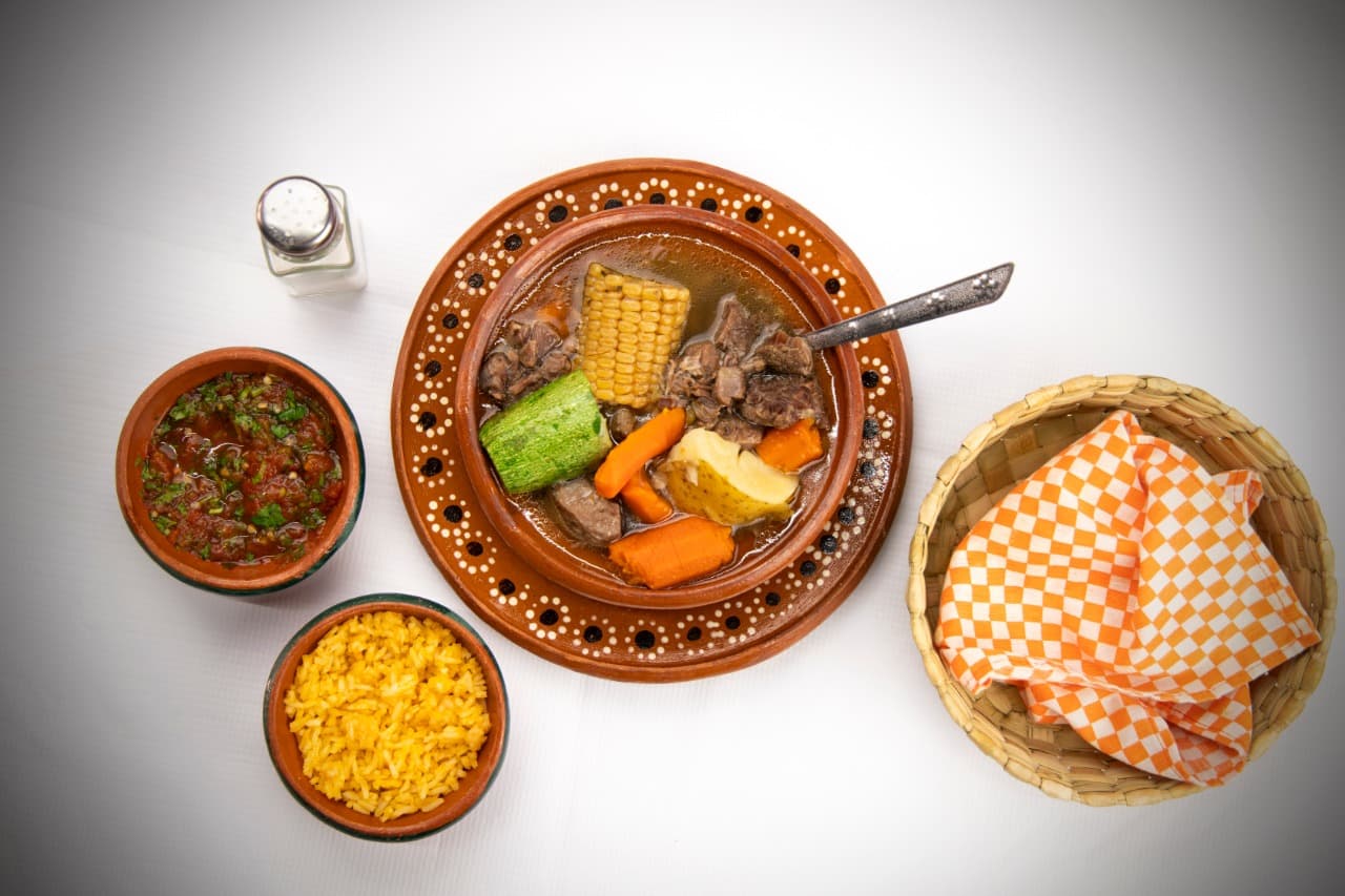 Caldo de Res