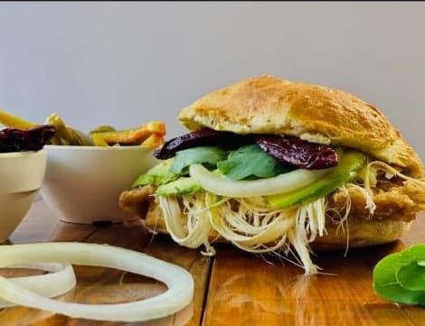 Cemita de Milanesa de Pollo