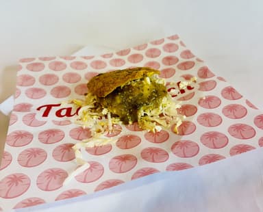 Gordita de Carnitas de Atún