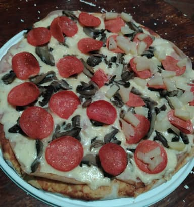 Pizza Grande Jamón Queso y 2 Ingredientes