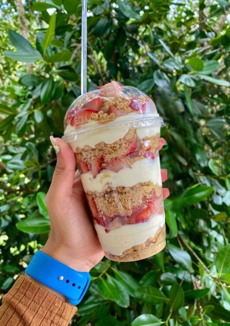 Vaso de fruta con yoghurt