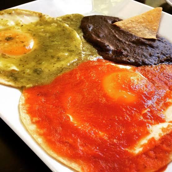Huevos Divorciados