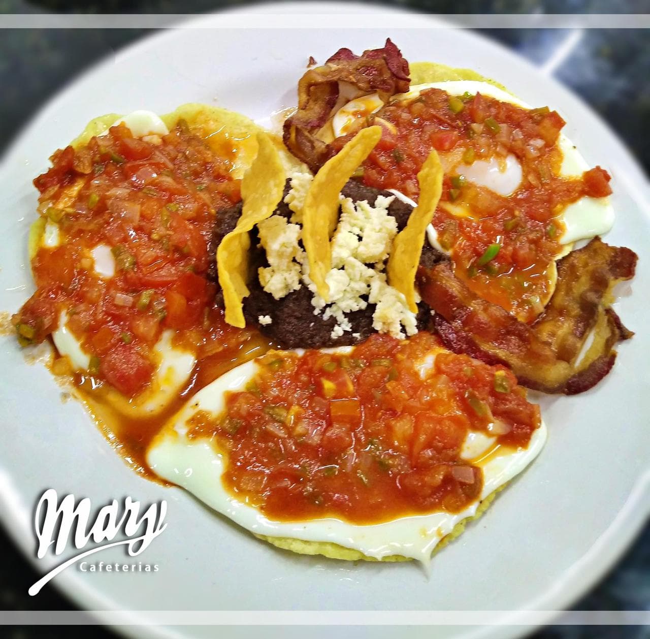 Huevos Motuleños