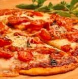 Pizza Tomate y Champiñones 8 Porciones