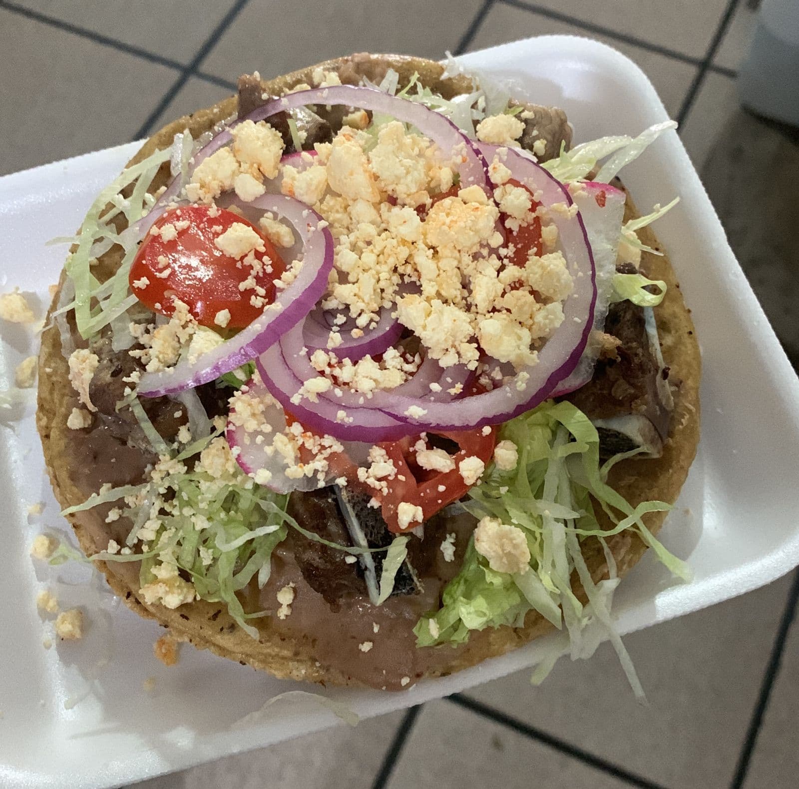 Sope Grande con Agua Fresca del Dia