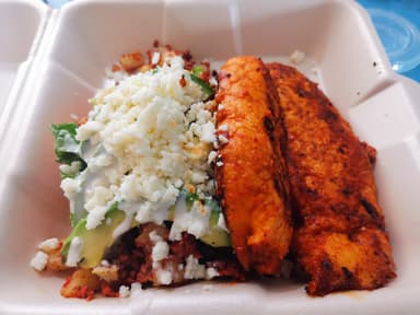 Pambazo de Papas con Chorizo