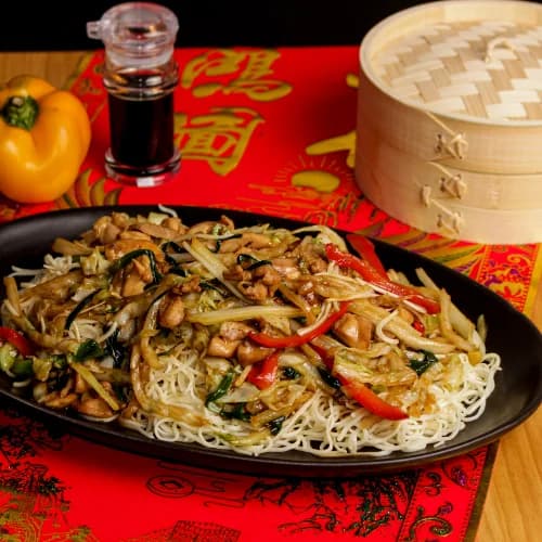 Tallarin Saltado de Pollo