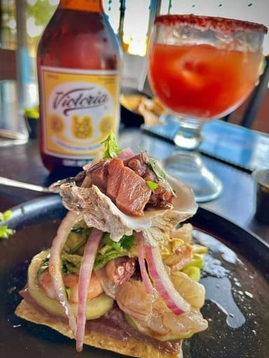 Tostada Puerto Azul