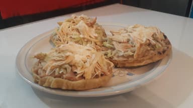 Sopes de Pollo